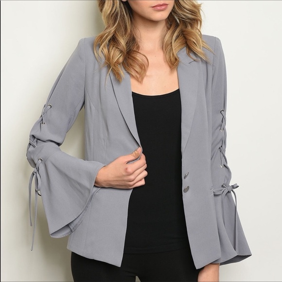 ✨Lady Boss Ribbon Blazer✨ - Picture 2 of 4